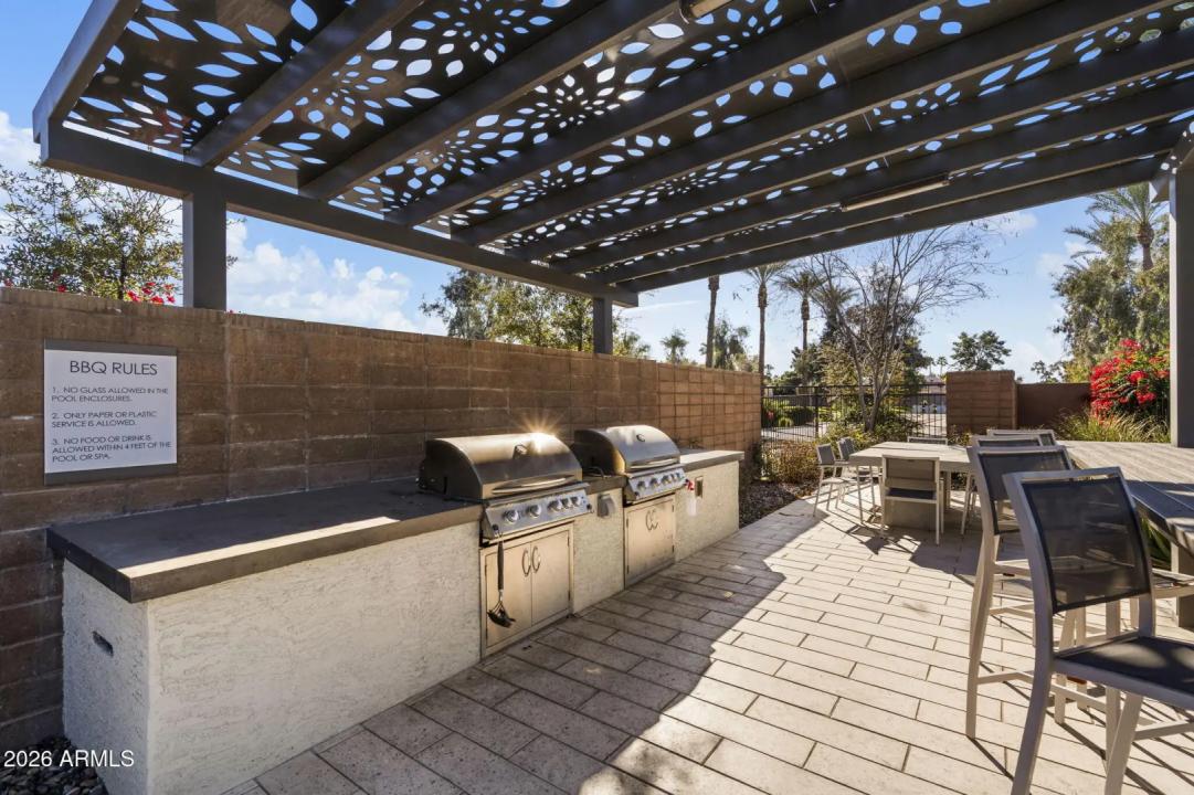 Real Estate Picture 30