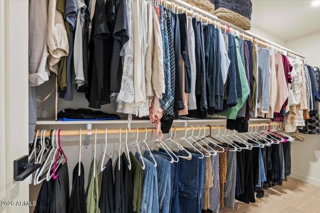 Real Estate Picture 32