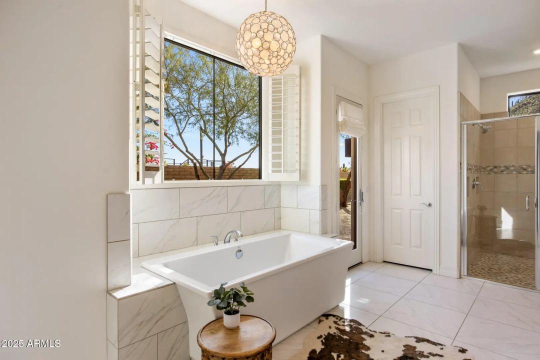 Real Estate Picture 25