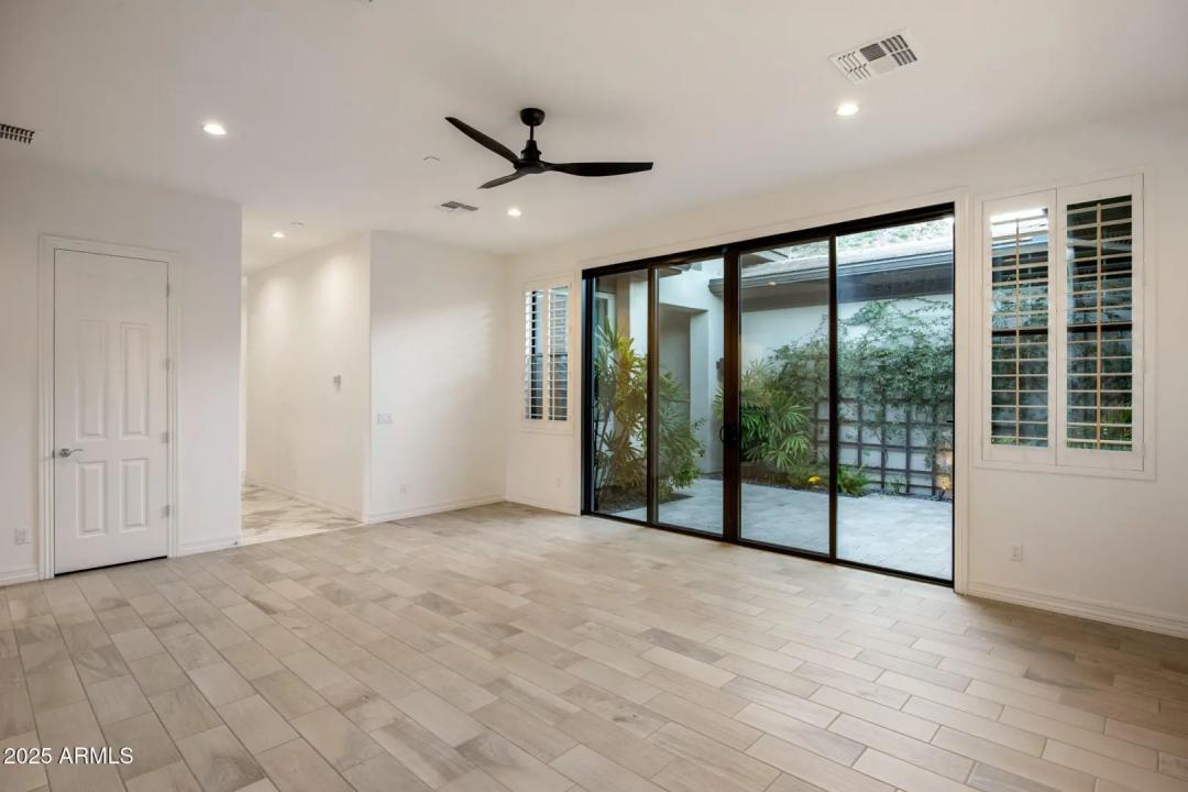 Real Estate Picture 30