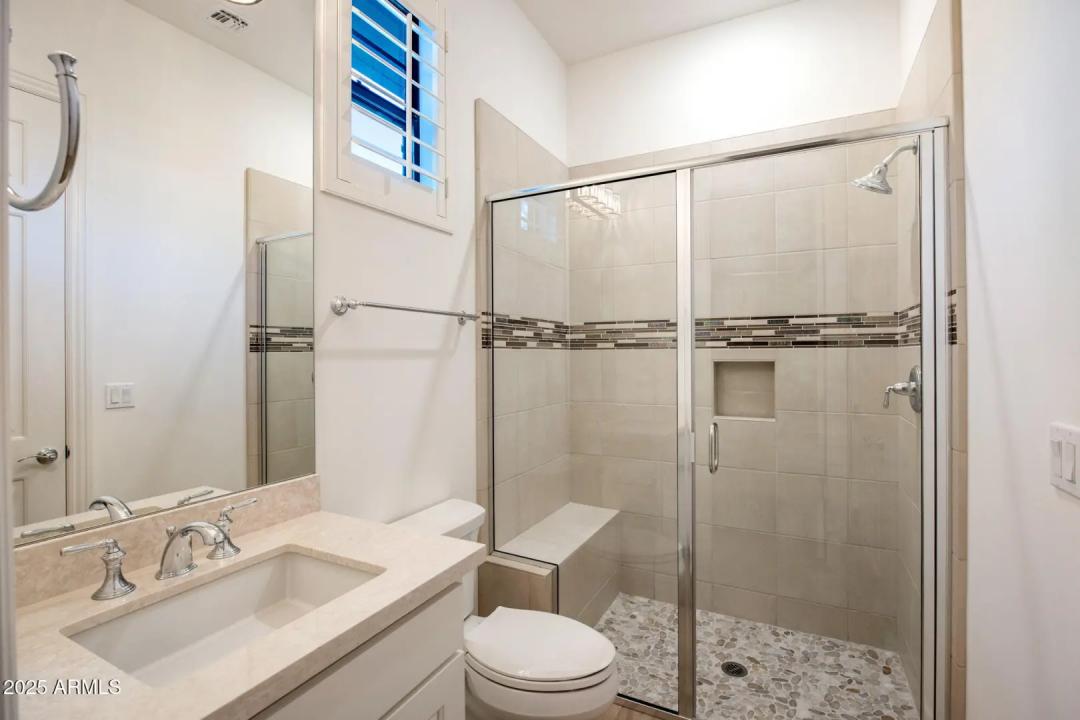 Real Estate Picture 35