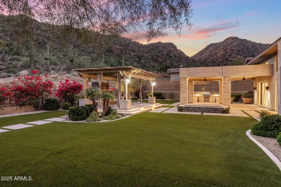 Real Estate Picture 43