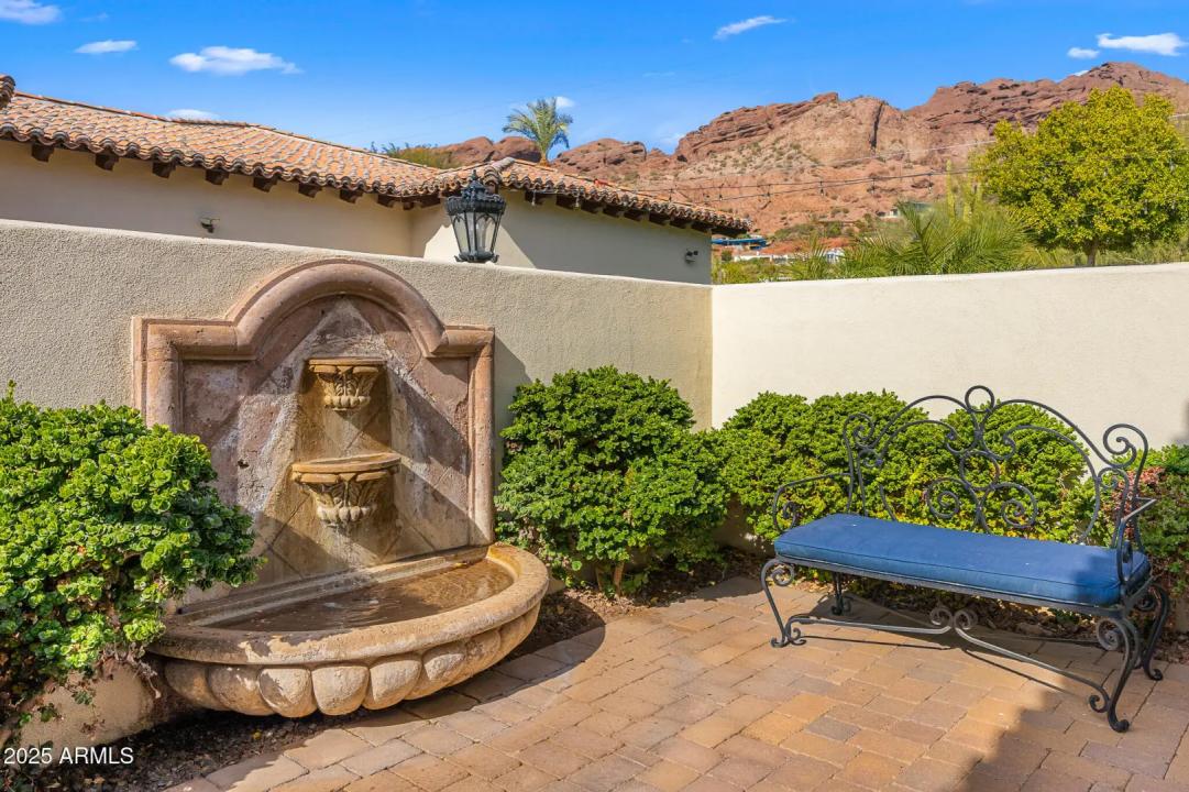 Real Estate Picture 21