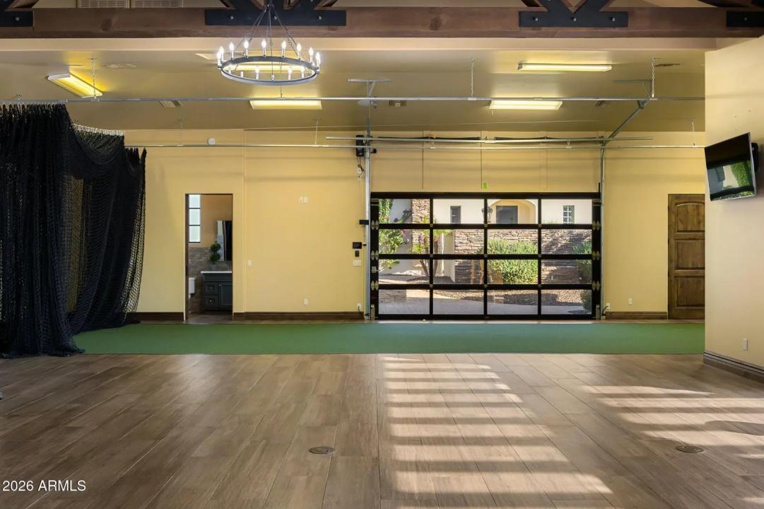 Real Estate Picture 33