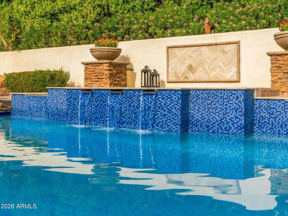 Real Estate Picture 29