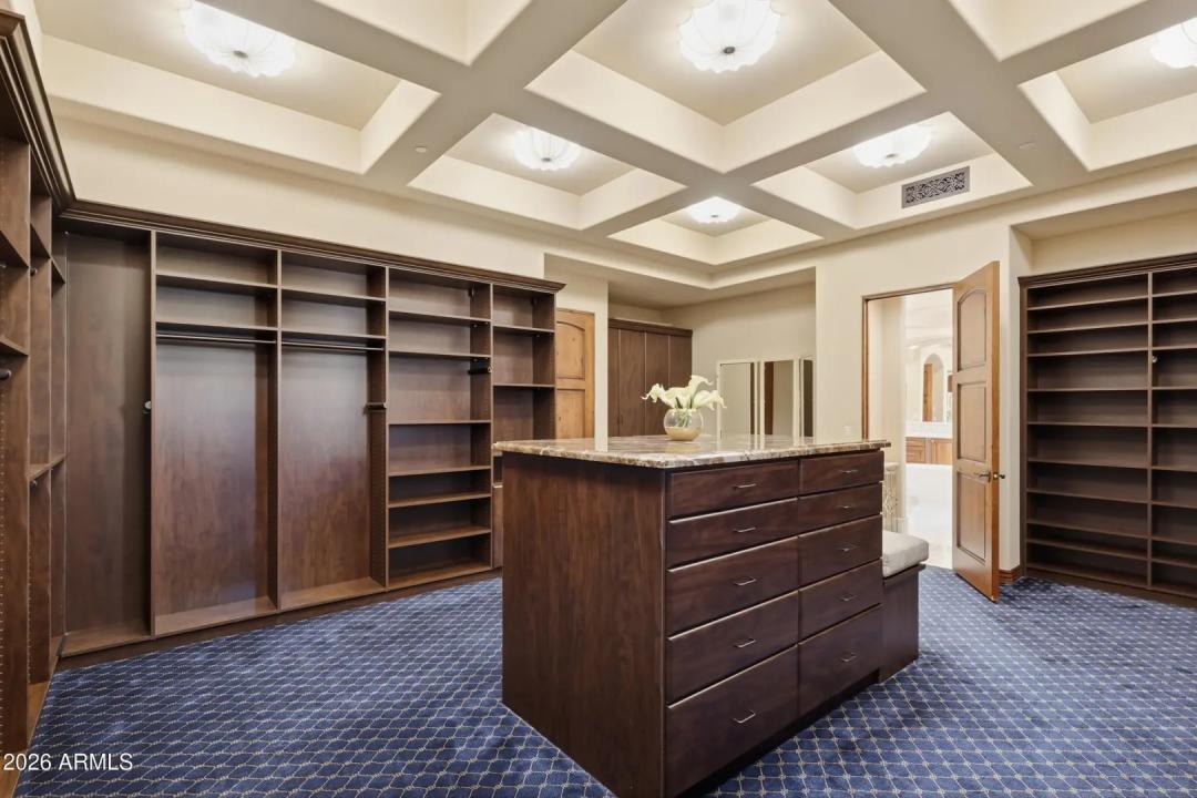 Real Estate Picture 23