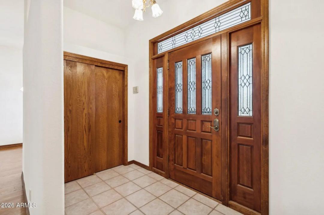 Real Estate Picture 10