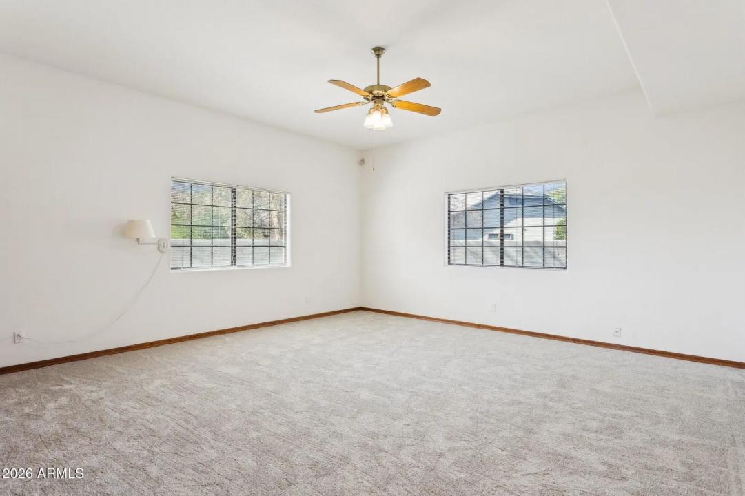Real Estate Picture 34