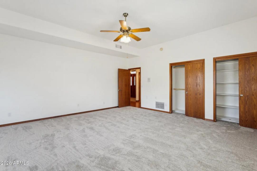 Real Estate Picture 35