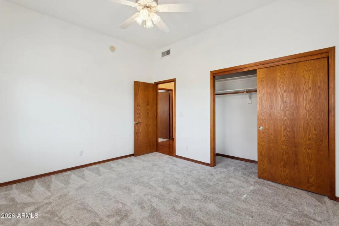 Real Estate Picture 38