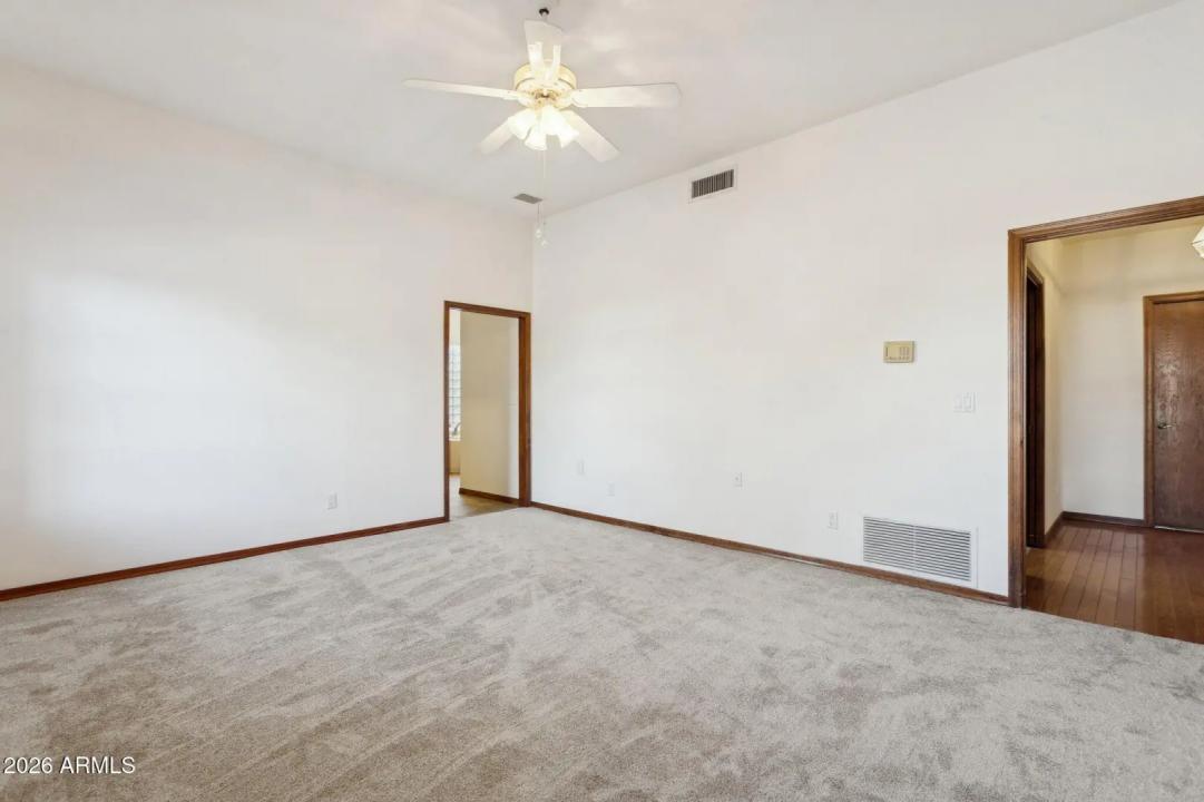 Real Estate Picture 26