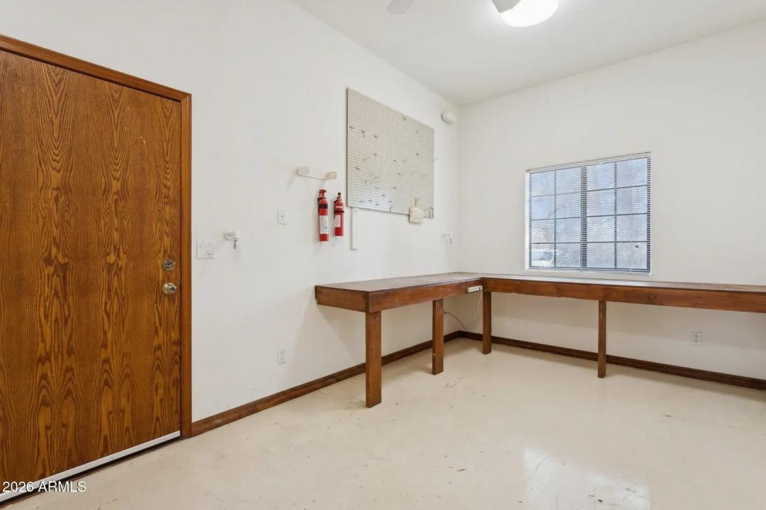 Real Estate Picture 42