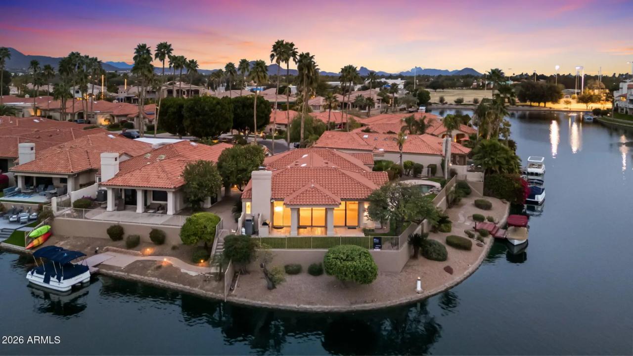 Real Estate Picture 9