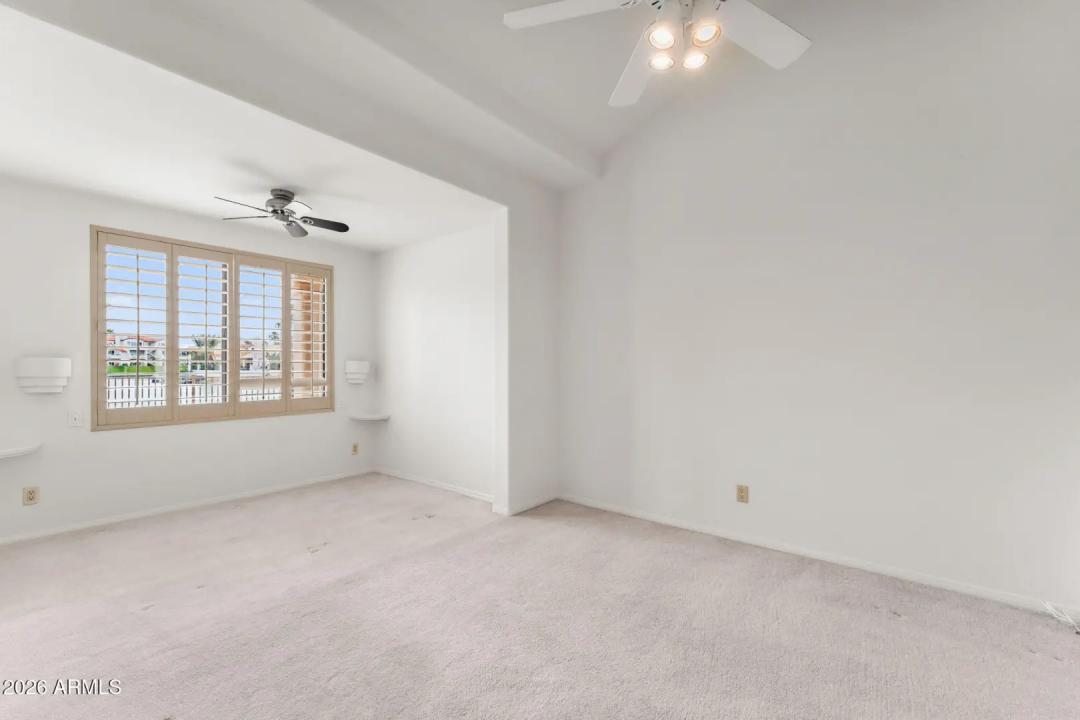 Real Estate Picture 35