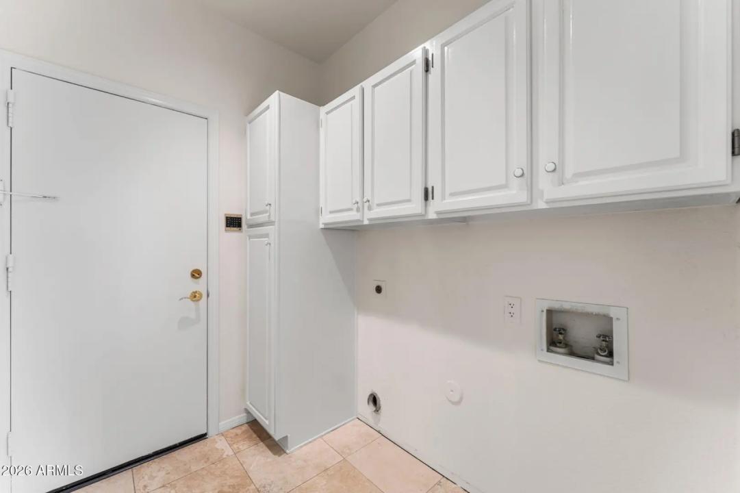 Real Estate Picture 38