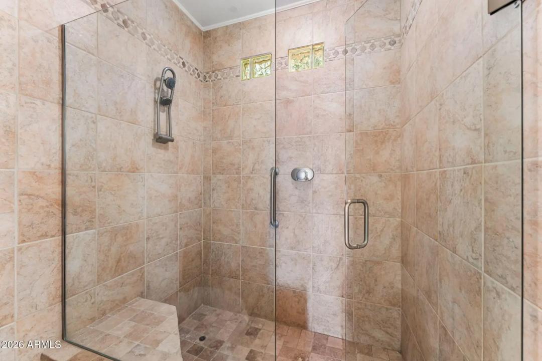 Real Estate Picture 40