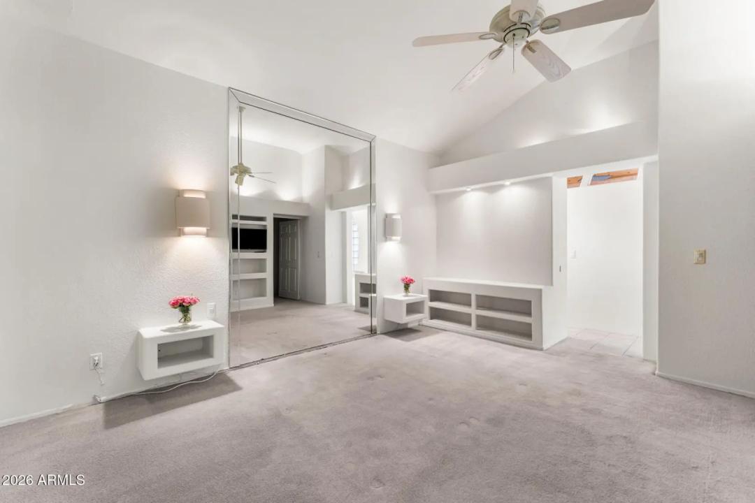 Real Estate Picture 30