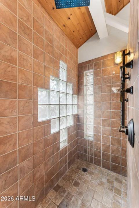 Real Estate Picture 46