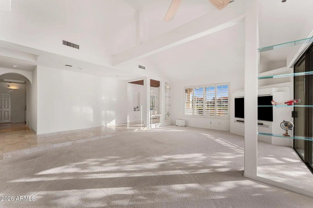 Real Estate Picture 22