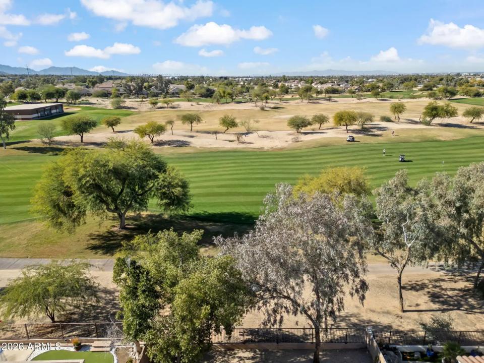 Real Estate Picture 39