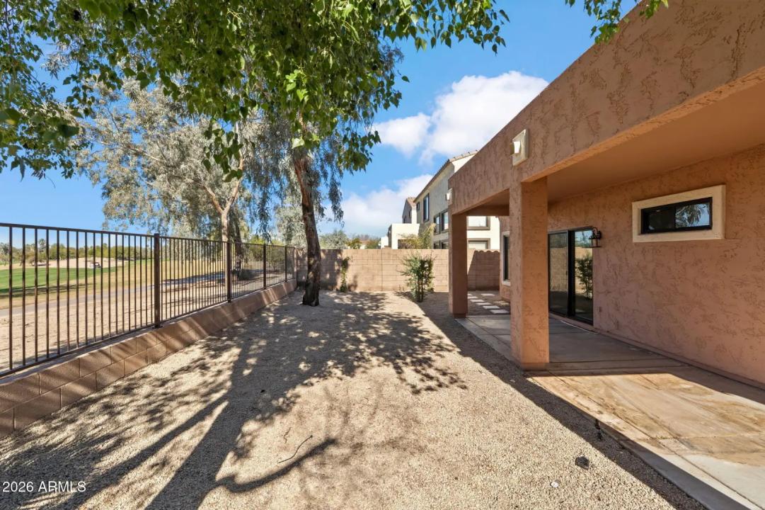 Real Estate Picture 34