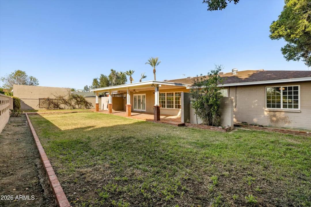 Real Estate Picture 22