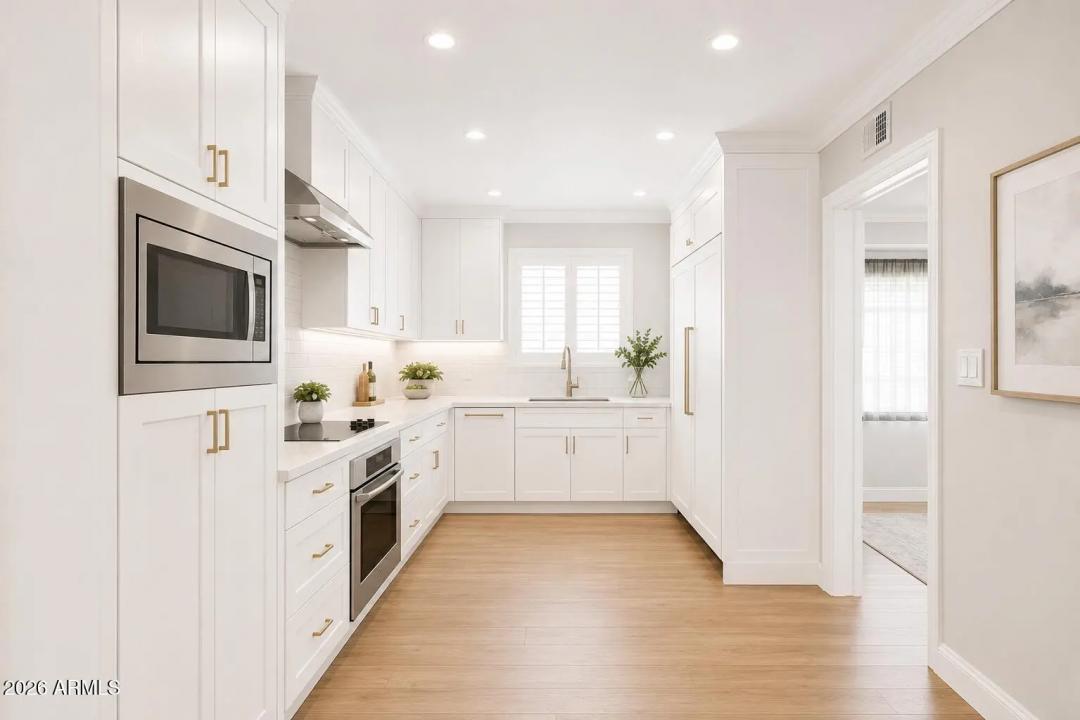 Real Estate Picture 6