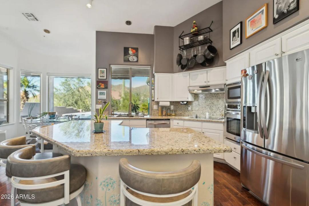 Real Estate Picture 19