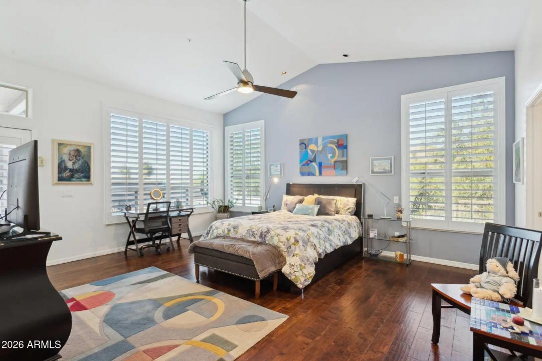 Real Estate Picture 26