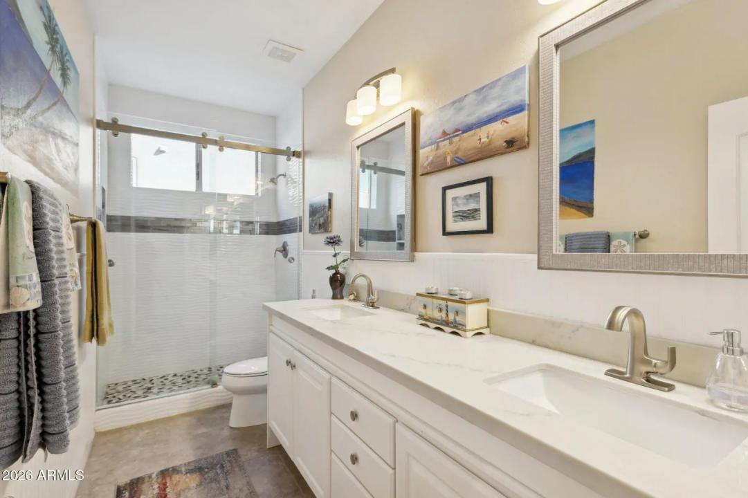 Real Estate Picture 36