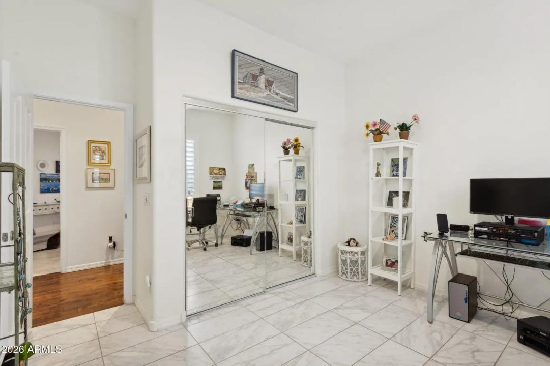 Real Estate Picture 38