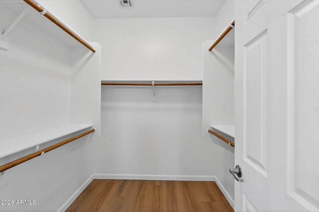 Real Estate Picture 20