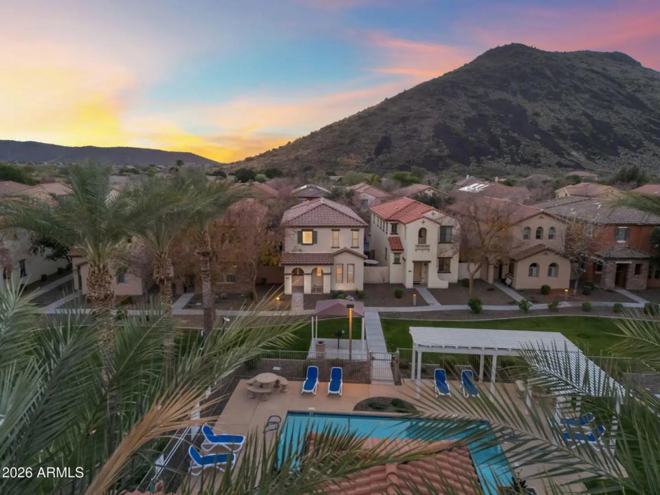 Real Estate Picture 49