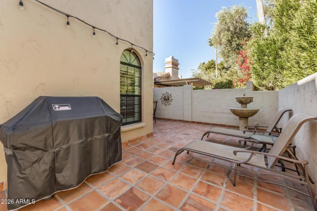 Real Estate Picture 23