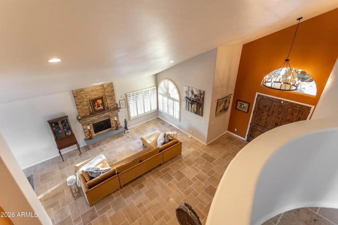 Real Estate Picture 37