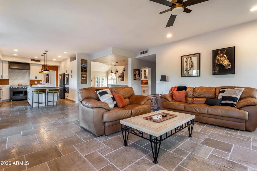 Real Estate Picture 29