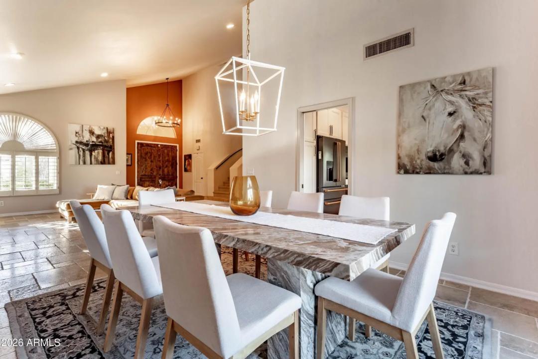 Real Estate Picture 18