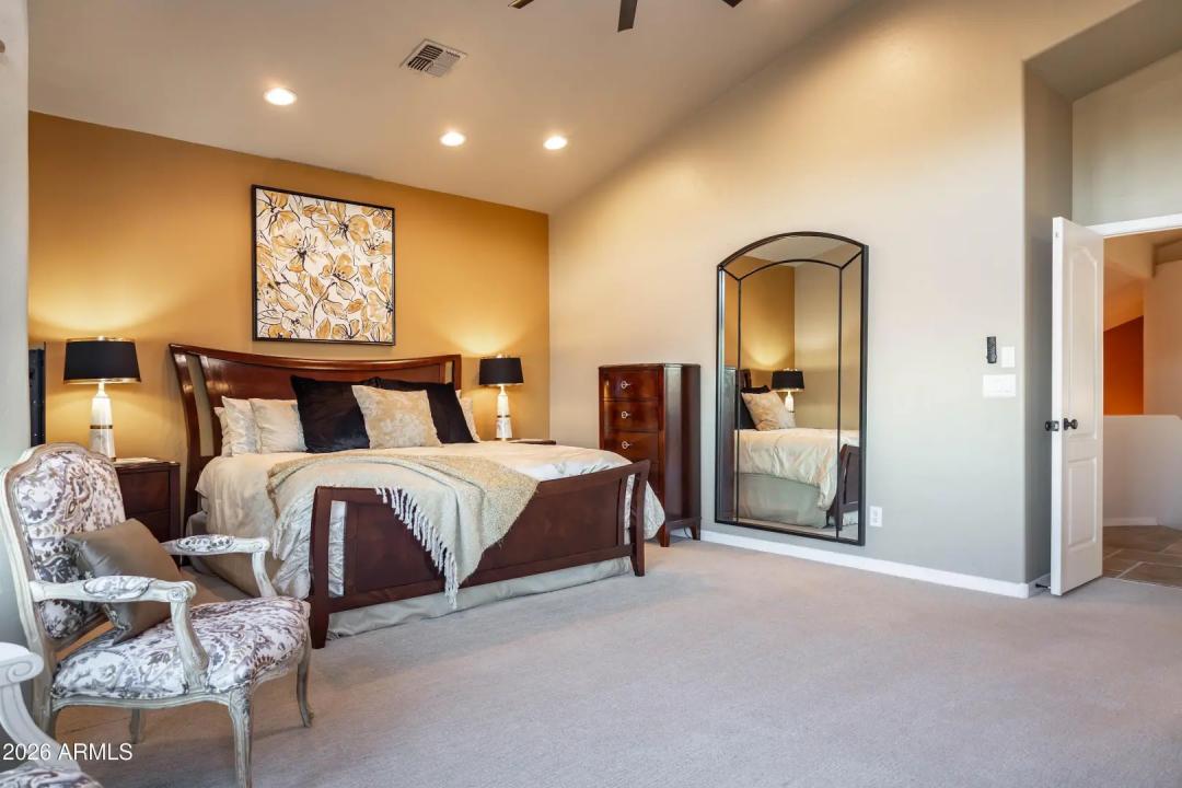 Real Estate Picture 39