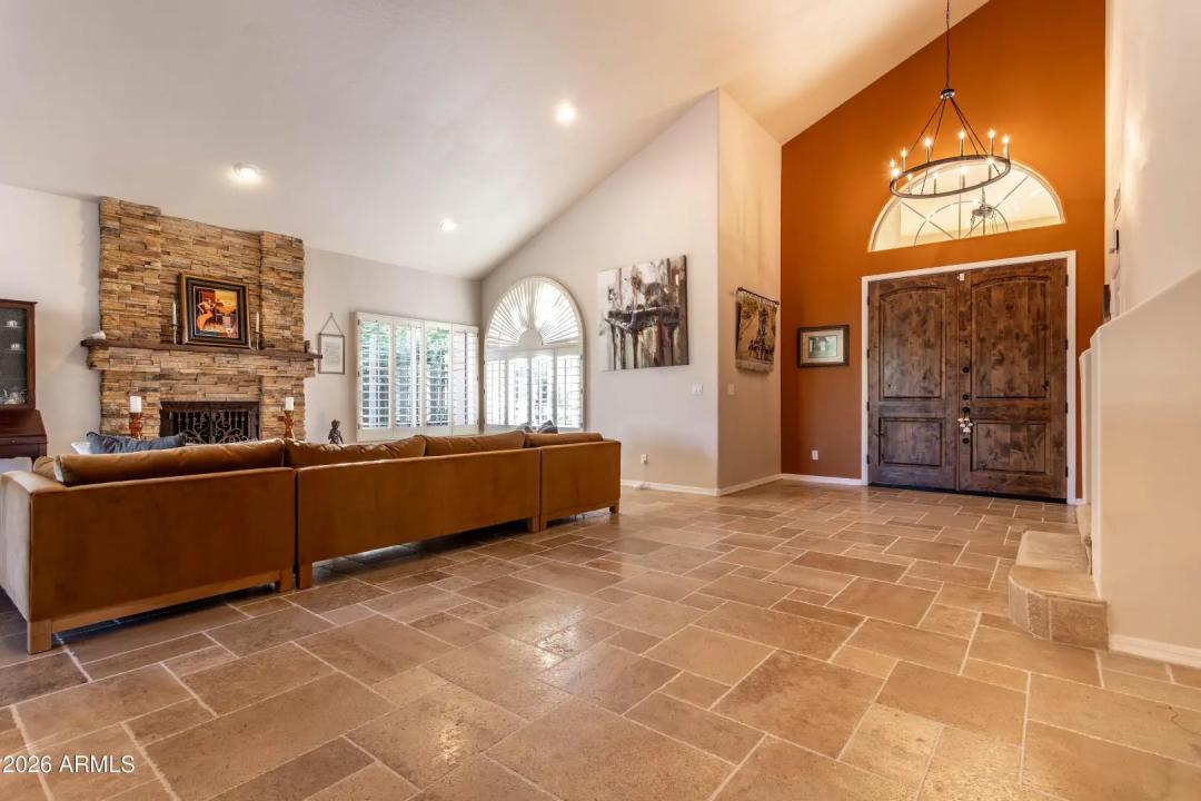 Real Estate Picture 20