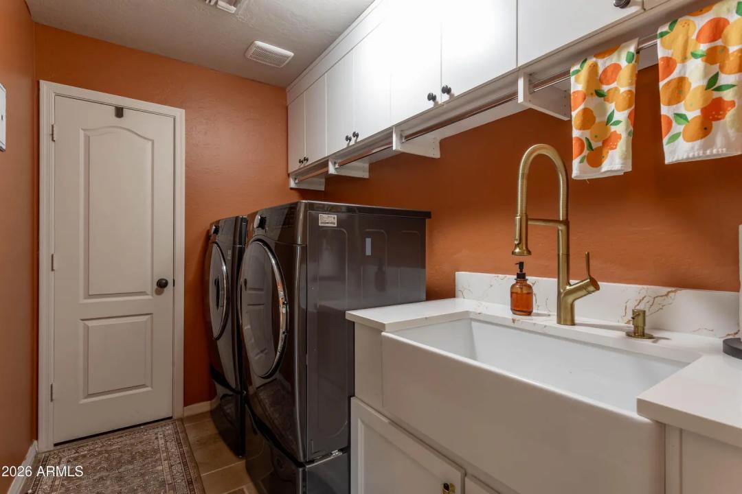 Real Estate Picture 36