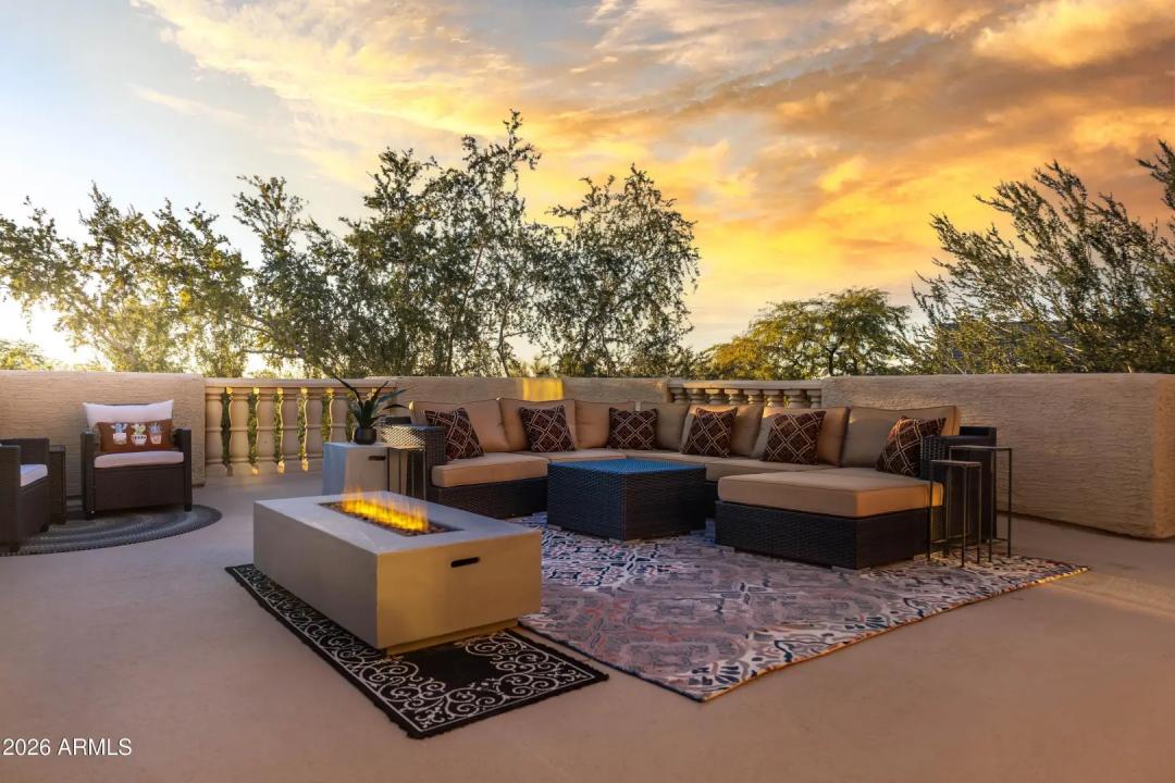 Real Estate Picture 6