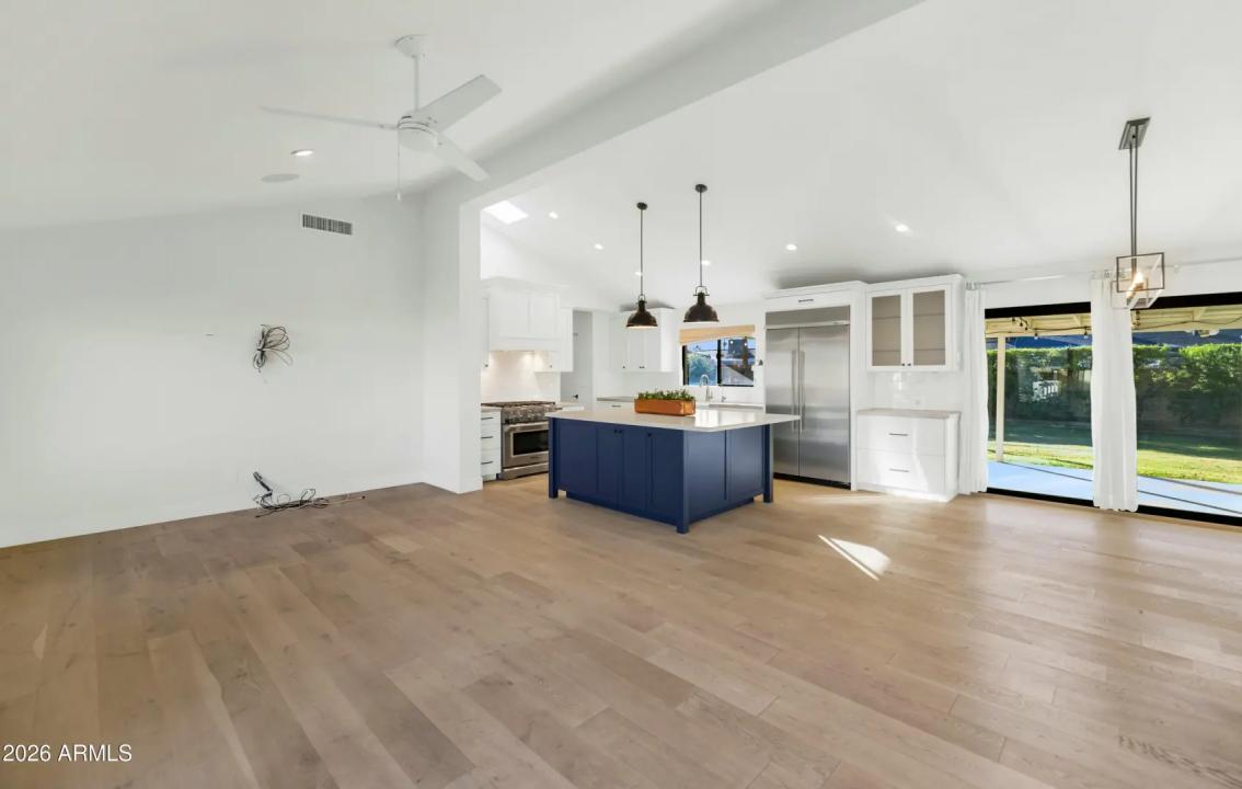 Real Estate Picture 2