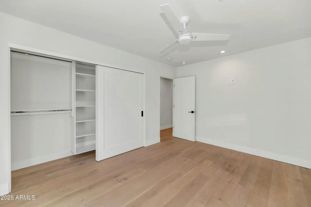 Real Estate Picture 19