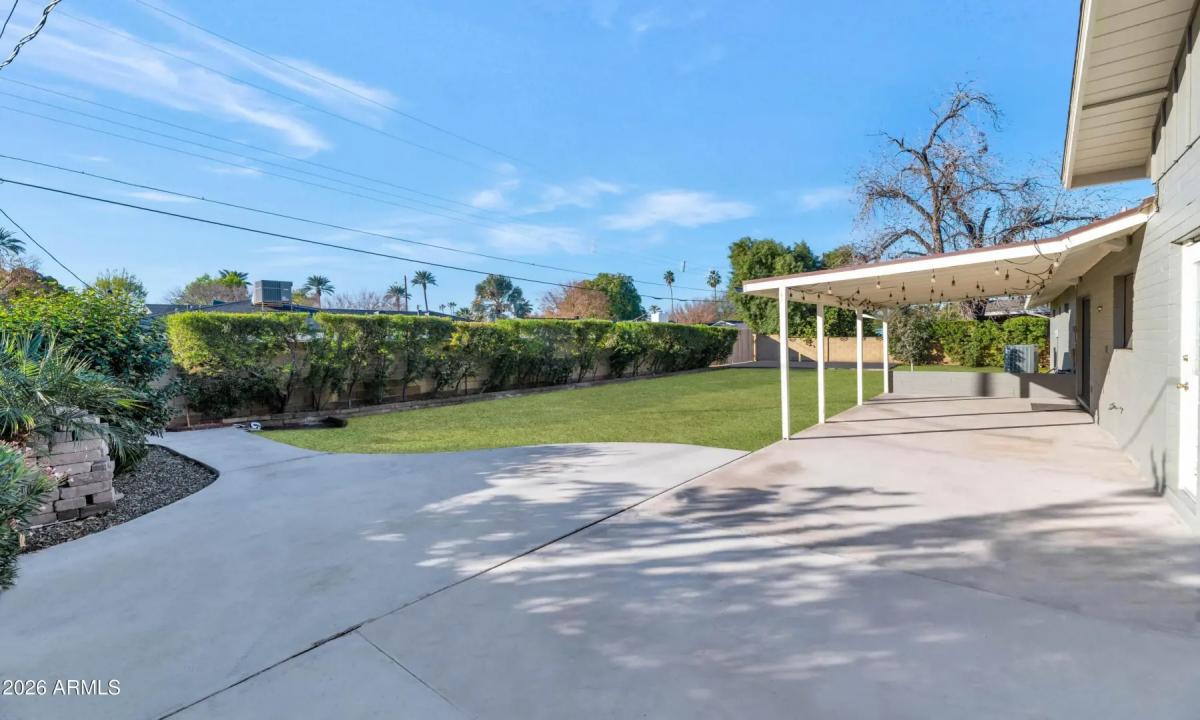 Real Estate Picture 27