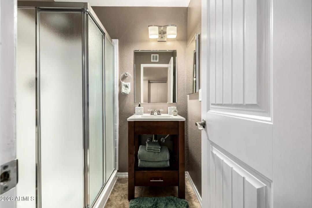 Real Estate Picture 26