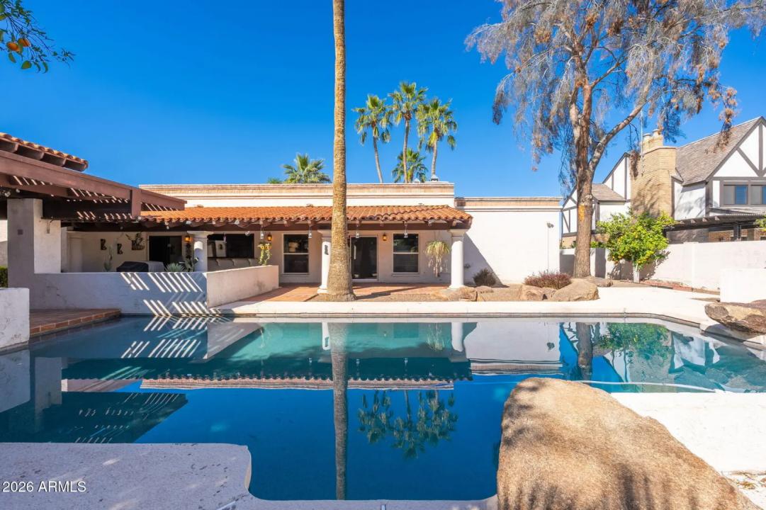 Real Estate Picture 32