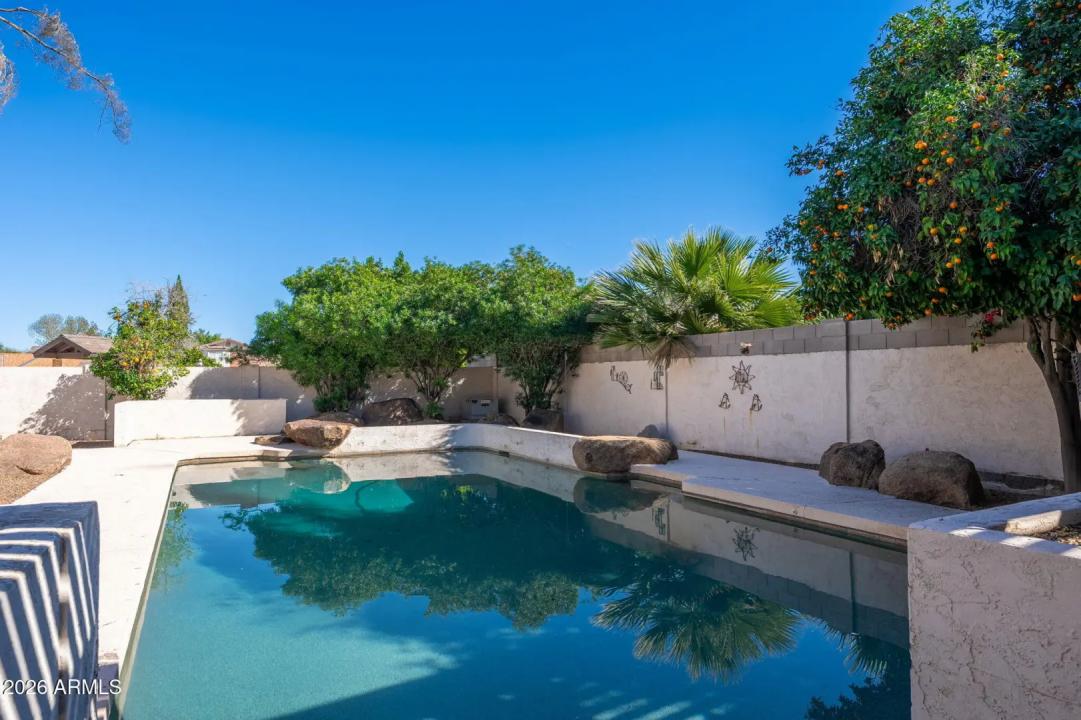 Real Estate Picture 34