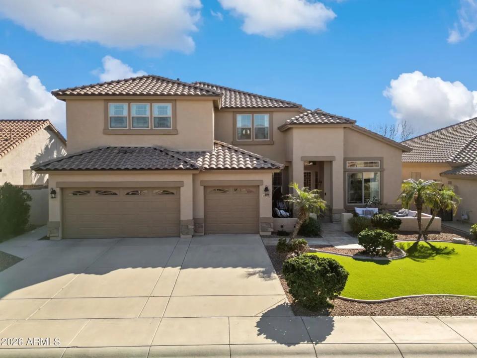 6943 W TETHER Trail Peoria AZ 85383