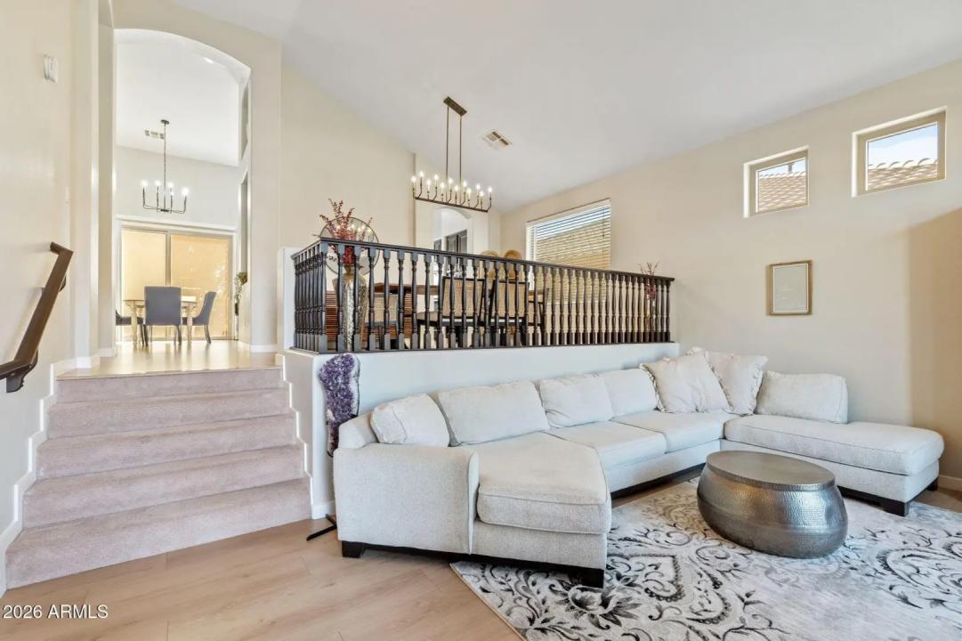 Real Estate Picture 6