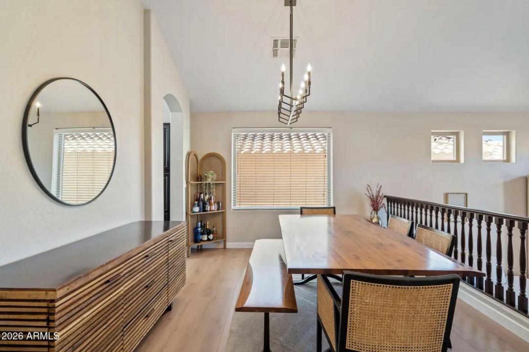 Real Estate Picture 11